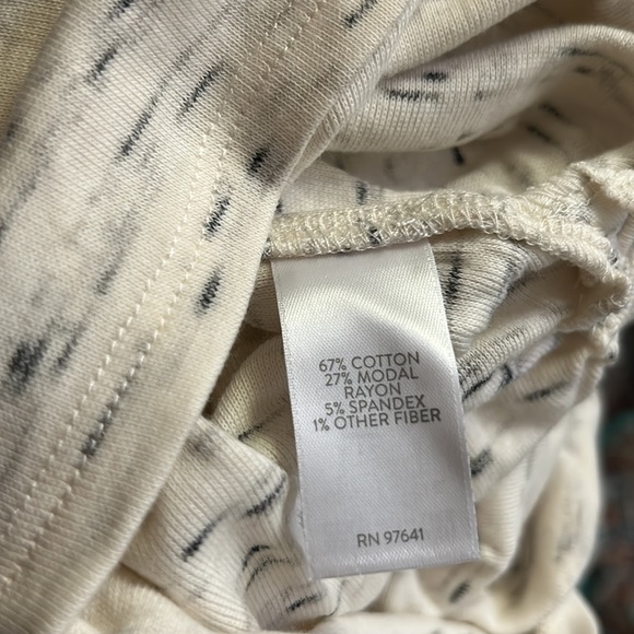 New J Jill Pure Jill Cotton Blend Neutral Top SZ Large Petite or Regular Large - Picture 11 of 11